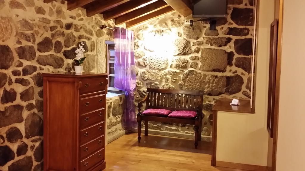 Casa Rural Vella Da Rivera O Sisto Bilik gambar