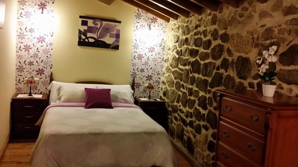 Casa Rural Vella Da Rivera O Sisto Bilik gambar