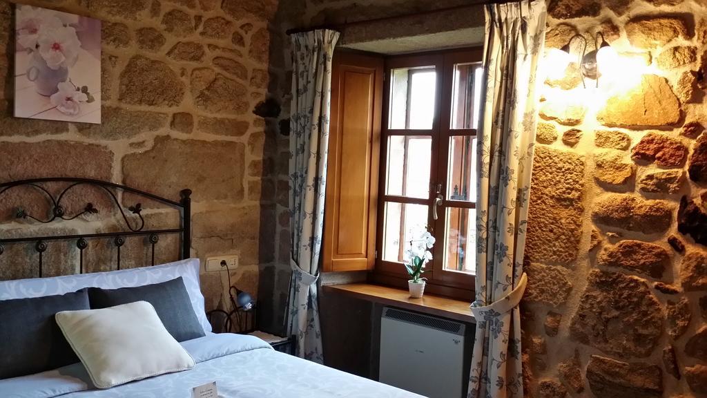 Casa Rural Vella Da Rivera O Sisto Bilik gambar