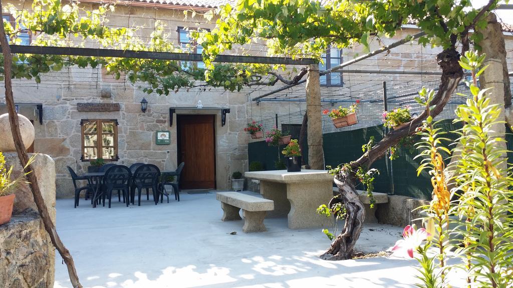 Casa Rural Vella Da Rivera O Sisto Bilik gambar